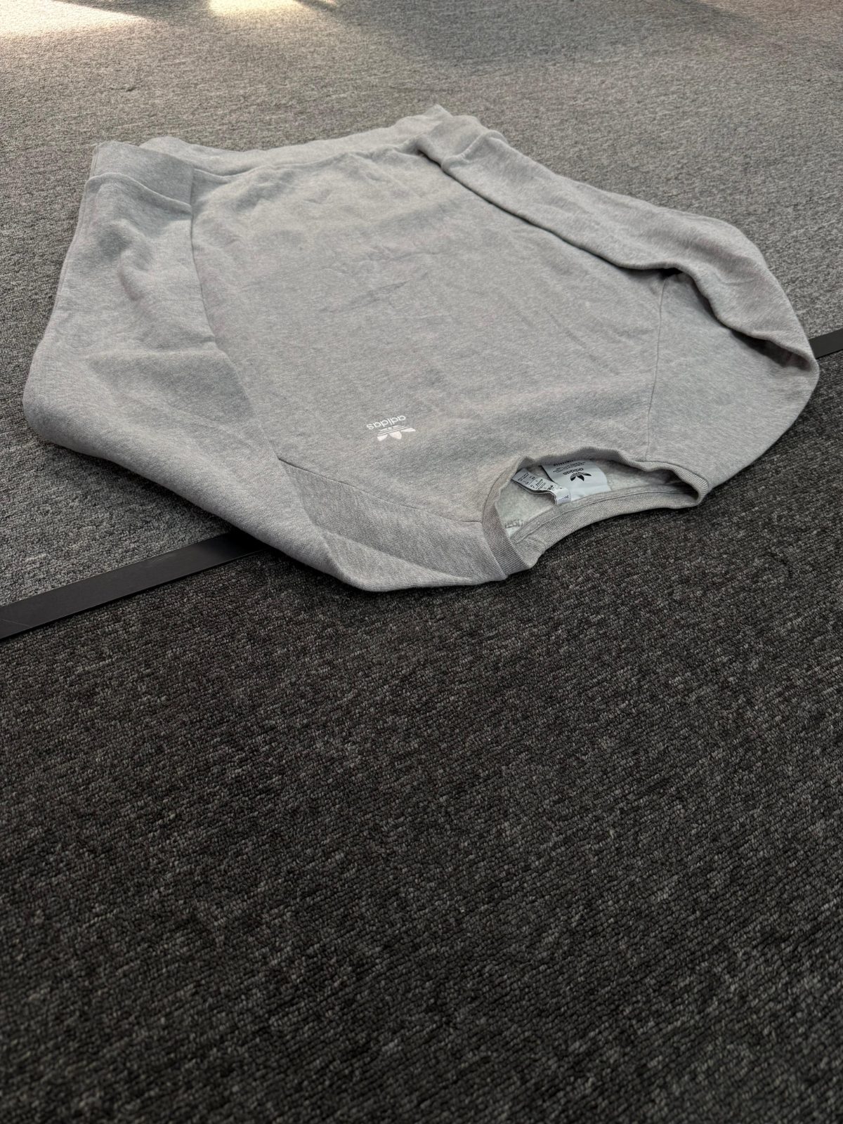 Chompa Adidas Originals Gris 3