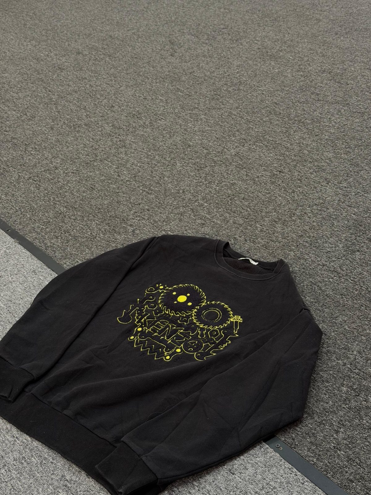 Chompa Kenzo Estampado Negro